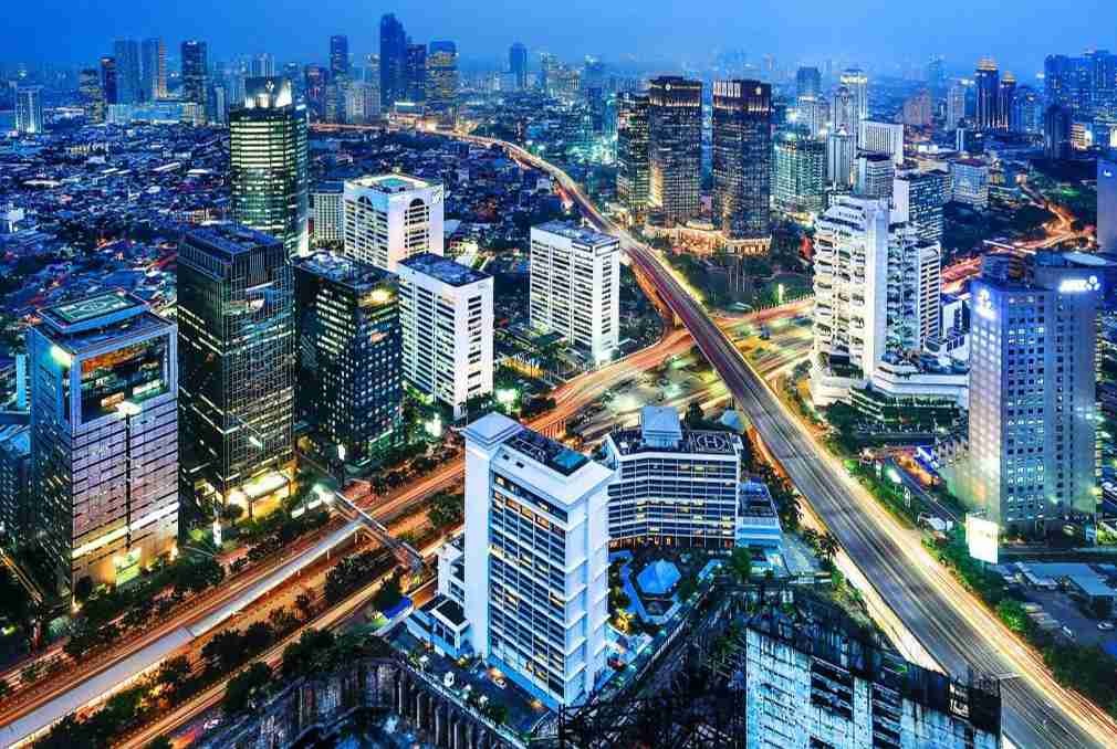 Ekonomi Pertanahan dan Tata Kota: Mengapa Harga Tanah di Kota Selalu Naik?