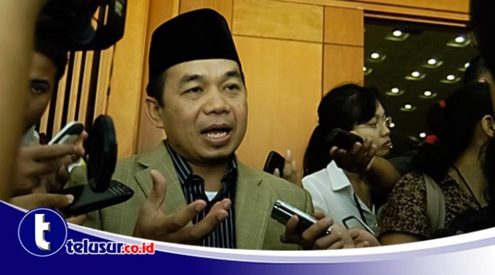Lukai Perasaan Umat, Sukmawati Harus Minta Maaf