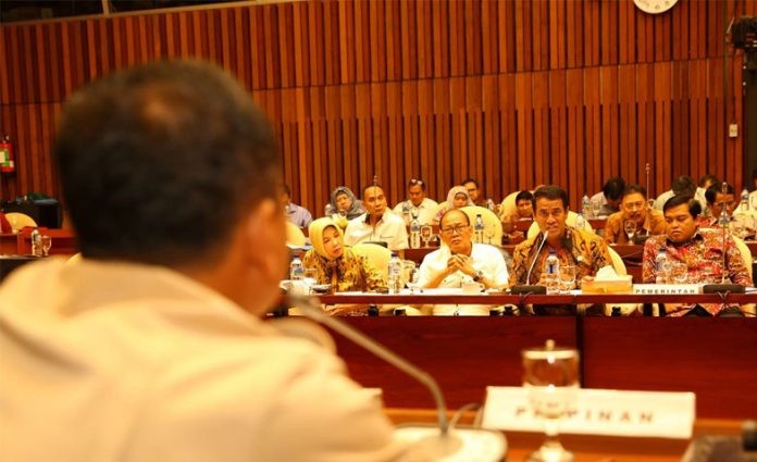 DPR Minta Mentan Revisi HPP Gabah Kering