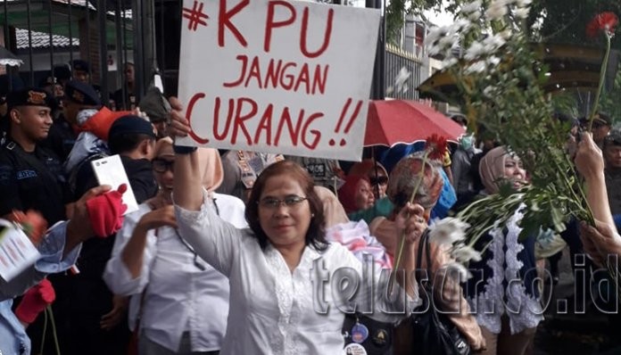 KPU HANCUR HANCURAN