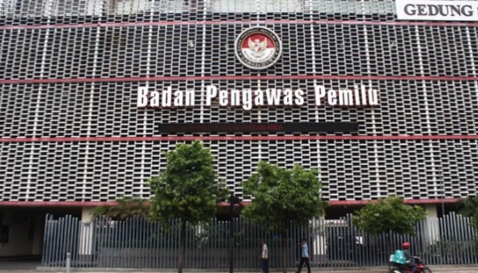 Surat Suara Jokowi-Ma’ruf Sudah Tercoblos, Bawaslu Minta KPU Hentikan Pemilihan Di Malaysia