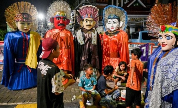 Hentikan Atraksi Ondel-ondel Yang Mempekerjakan Anak!