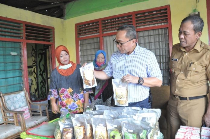 Zulhasan Mau Jualan Keripik Kelor