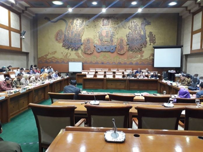 Komisi VI DPR Pertanyakan Penyegelan Pabrik Gula