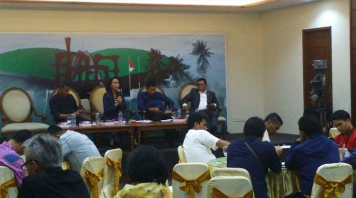 Kalah Debat Dengan Jansen, Misbakhun Keluar dari Ruang Diskusi
