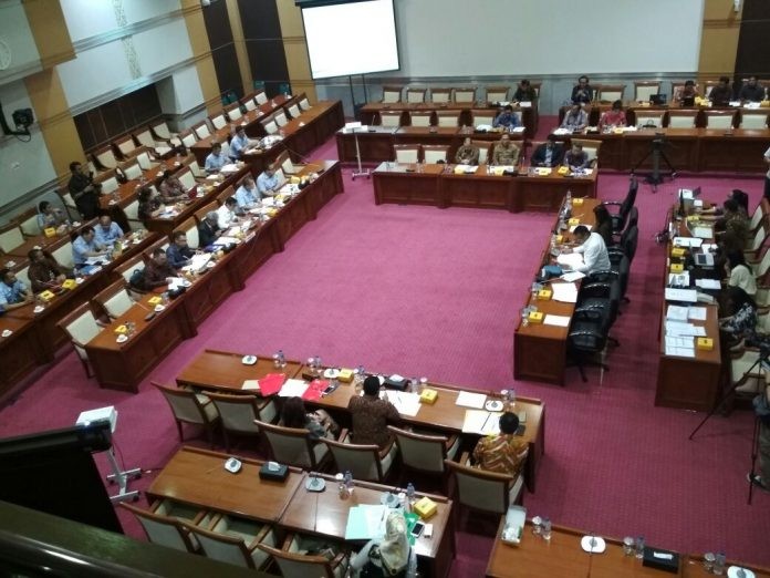 Pemerintah Dan Komisi I DPR Bahas Ekstradisi Indonesia – Asean