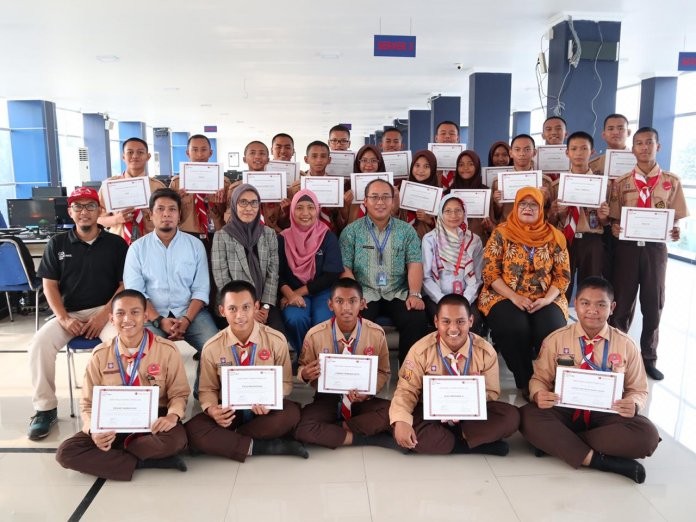 CCAI Berikan Pelatihan Safety Riding untuk SMK Mitra Industri