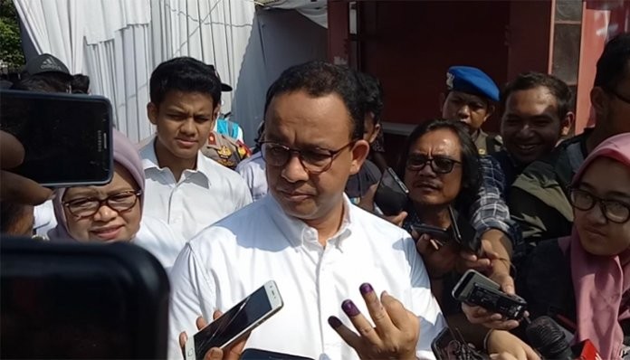 Tinjau Lokasi Demo, Anies Minta Warga Jakarta Tenang Dan Berkegiatan Seperti Biasa