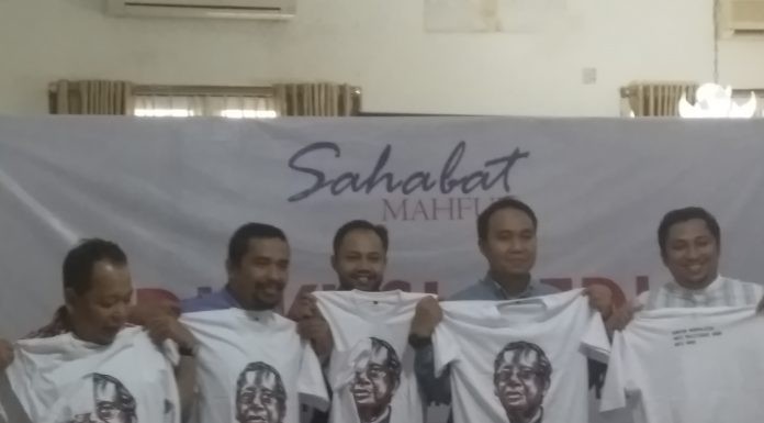 Didebat Perdana, Jokowi Dinilai Punya Beban Lebih Besar Ketimbang Prabowo