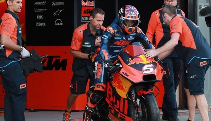 Bikin CEO KTM Tersinggung, Nasib Johann Zarco Di Ujung Tanduk