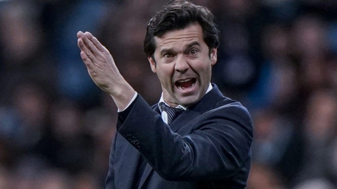 Jika Vinicius Belum Pulih, Solari Bakal Rotasi Lini Depan El Real