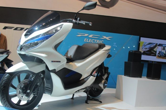 Motor Honda Matic PCX Listrik Segera Dipasarkan