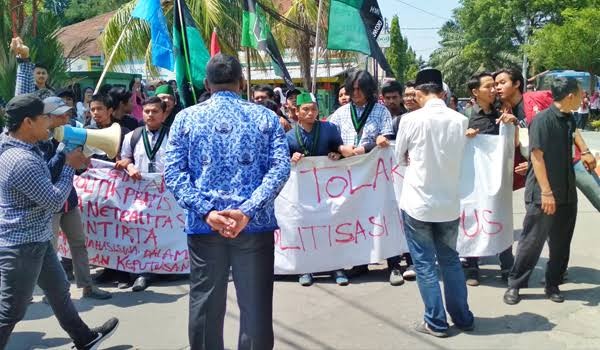 Mahasiswa Tolak Ma’ruf Amin Ceramah Di Kampus Untirta
