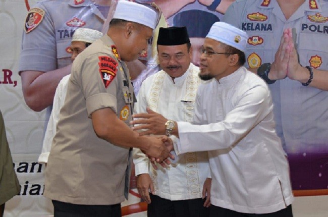 Pasca Pilrpes, Kapolda Kalsel Ajak Masyarakat Jaga Persatuan dan Kerukunan Sesama