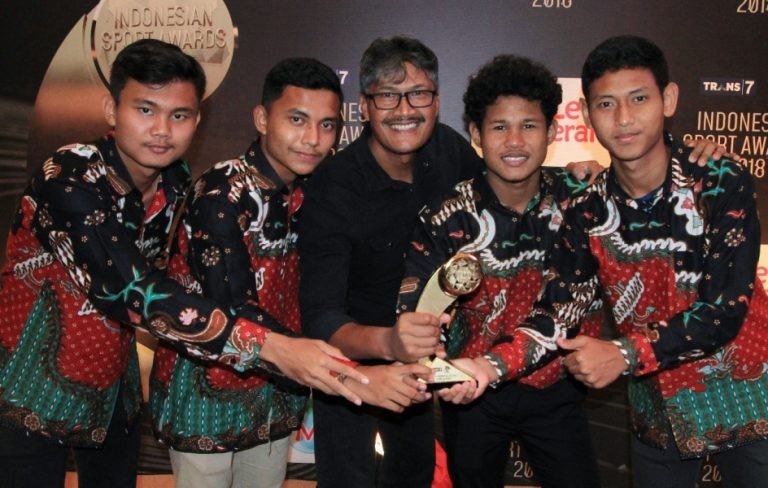 Timnas U-16 Raih Penghargaan Indonesia Sport Award 2018