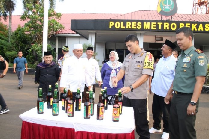 Jerat Peminum Miras, Kapolrestro Bekasi Kota Usulkan Dibuatkan Perda