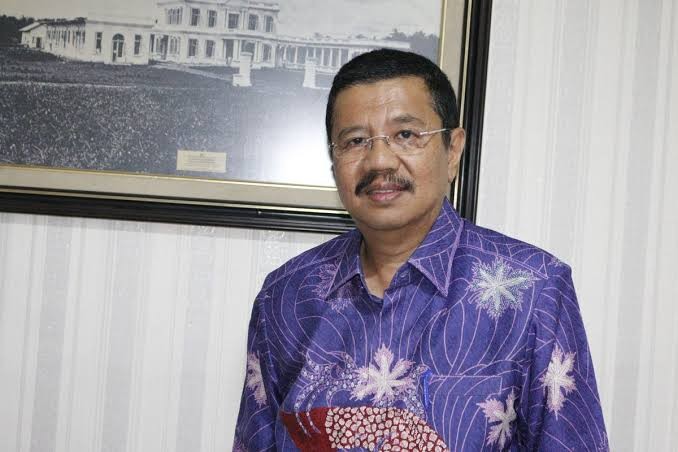 Tengku Erry Serahkan Nasdem Sumut ke Iskandar