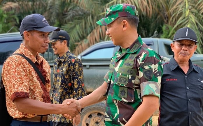 Dandim 0415/Batanghari Tinjau TMMD di Ladang Peris