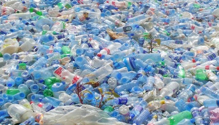 Indonesia Pulangkan Lima Kontainer Sampah Ke AS