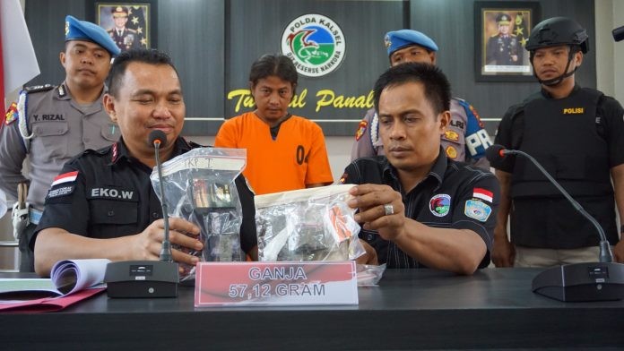 Tukang AC Pakai Ganja digulung Ditresnarkoba Polda Kalsel