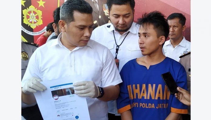 Tega, Suami Jual Istri Yang Baru Melahirkan Untuk Threesome