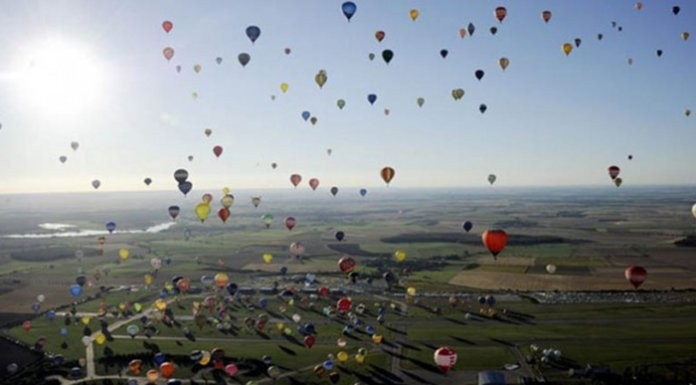 Ganggu Penerbangan, Warga Diimbau Tak Terbangkan Balon Udara