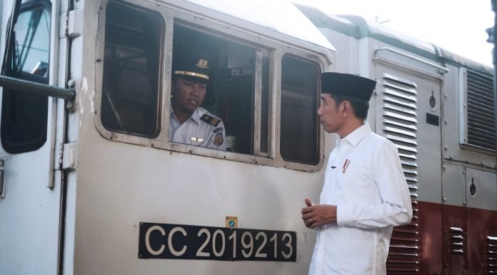 Jokowi: Idul Fitri Momen Mempererat Persatuan Bangsa