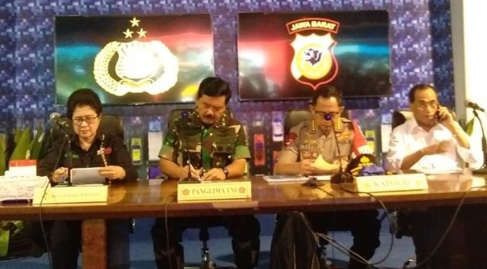 Panglima TNI dan Menteri KIK Pantau Arus Mudik