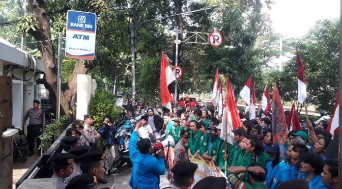 Komnas HAM Didesak Usut Penyebab Banyak Pemilih Tak Dapat C6