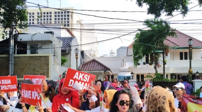 Jelang 22 Mei, KPU Mulai Ramai Didatangi Pengunjuk Rasa