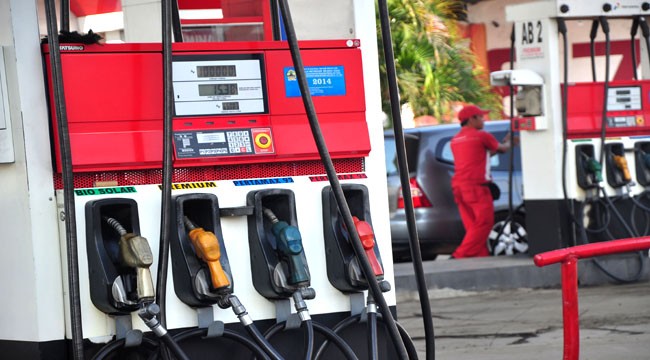 Premium Batal Naik, Bukti Koordinasi Kementerian Bermasalah