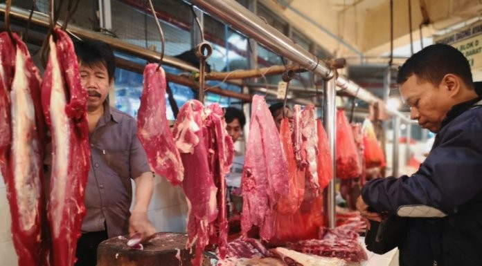 Selama Ramadhan, Kementan Jamin Stok Daging dan Telur Aman