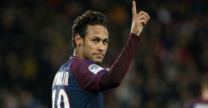 Belum Pulih Dari Patah Kaki, Brazil Tetap Bawa Neymar Ke Rusia