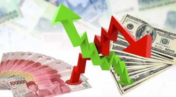Depresiasi Rupiah Berpotensi Berujung pada PHK