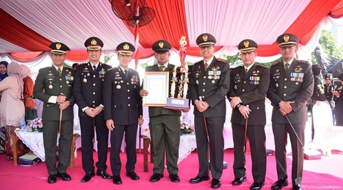 Babinsa Kodim 0831 Surabaya Timur Dapat Predikat Babinsa Terbaik