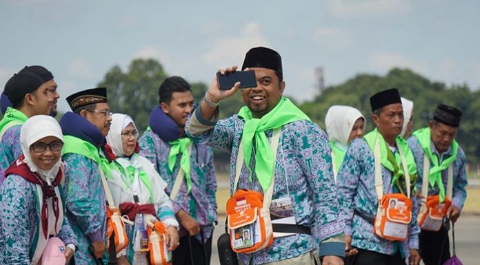 Gubernur Sahbirin Noor Lepas Jemaah Calon Haji Embarkasi Banjarmasin