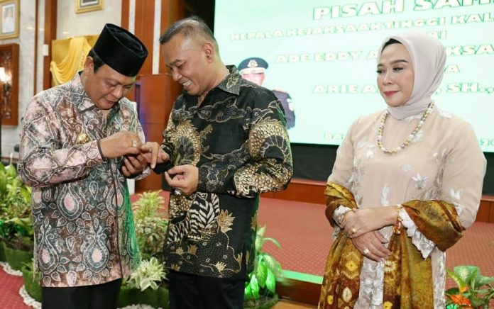 Ade Adhyaksa Bergeser, Arie Arifin Jadi Kajati Kalsel