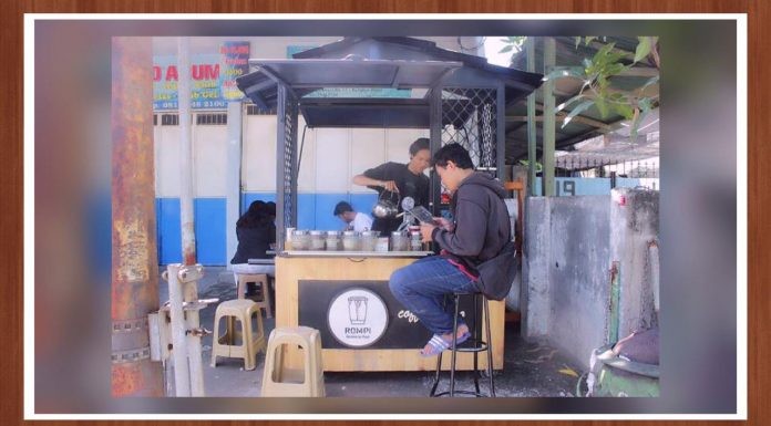 Tak Perlu Coffee Shop, Rompi Sajikan Konsep Rombong Kopi