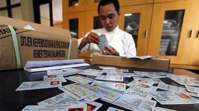 LSI Denny JA : Isu Puan Maharani dan Pramono Anung Tentang E-KTP Menggerus PDIP
