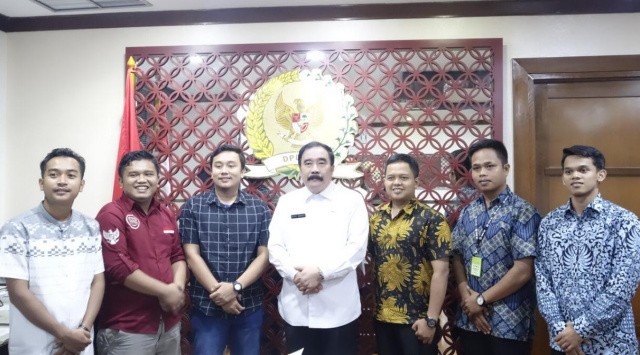 Kaum Milenial Sumbar Curhat Ke Sesjen DPD RI