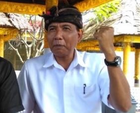 Waduh… Cuma Karena Beda Pilihan Politik, Warga Mengwitani Ini Dikucilkan Desa
