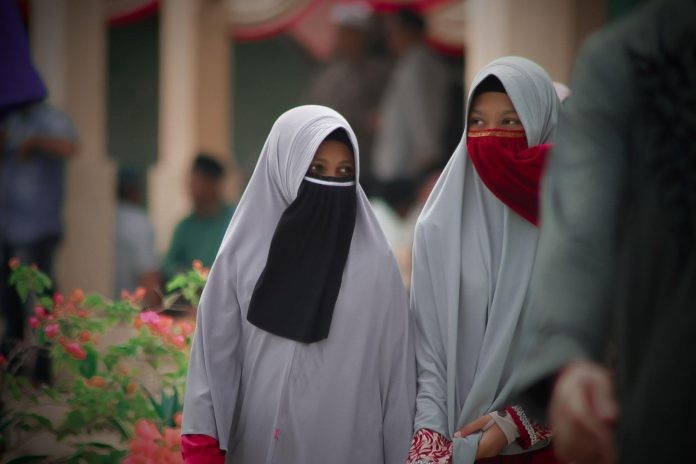Alwi Shihab : Larangan Cadar Bukan Penolakan Terhadap Islam