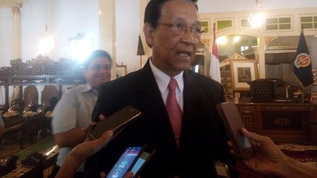 Sri Sultan Angkat Bicara Soal Mahasiswi Bercadar