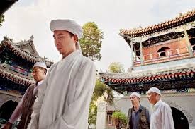 Pejabat China Peringatkan Muslim Di Negaranya Agar Lebih China