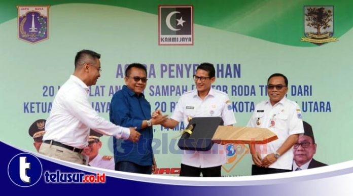 Wow Keren..! KAHMI Hibahkan Alat Angkut Sampah ke Pemprov DKI