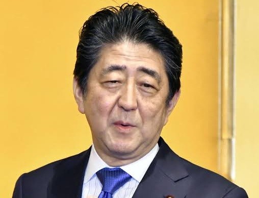 Bertemu Rouhani, Shinzo Abe Minta Iran Berperan Aktif