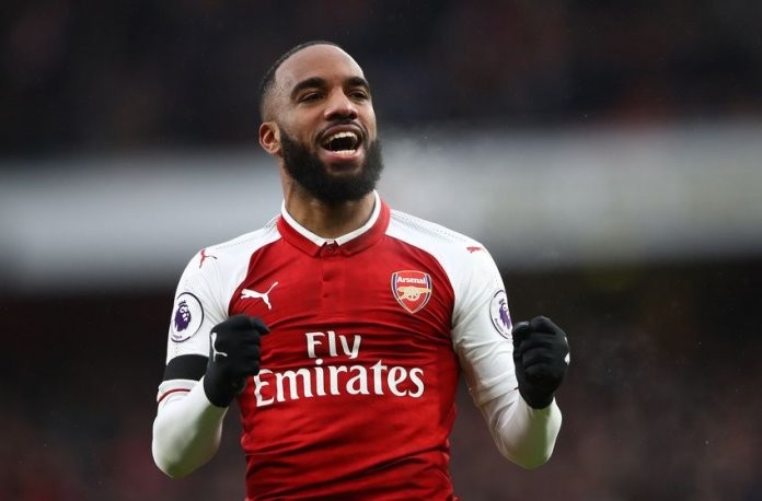 Lacazette Senang Berduet Dengan Aubameyang