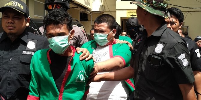 Polres Jakbar Tangkap Tiga Tersangka Pengedar Puluhan Kilo Ganja Jaringan Aceh