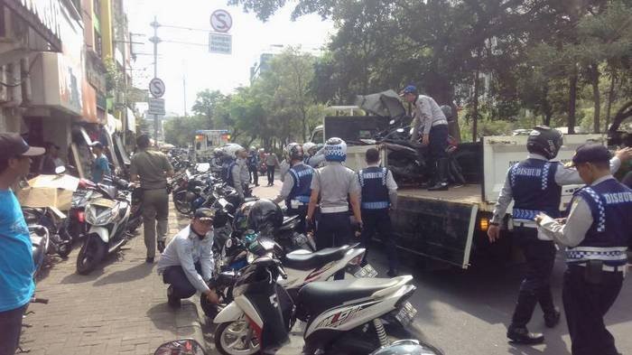 Agar Tak Macet, Parkiran Kawasan Pecinan Glodok Bakal Ditata