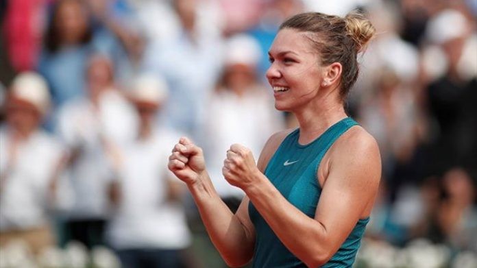 Simona Halep Raih Trofi Juara Prancis Terbuka